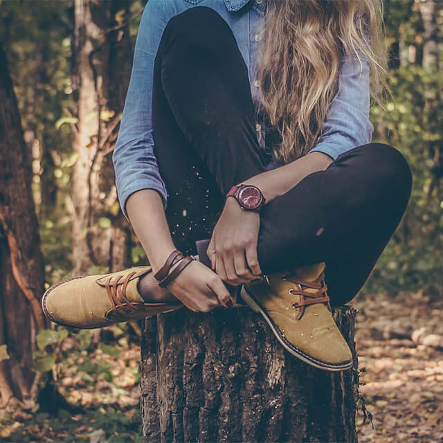 ?Hot sale！ ฤดูใบไม้ผลิ 2020 รองเท้ามาร์ตินใหม่หญิงหนาด้านล่างลูกไม้ขึ้นรองเท้าสั้นรองเท้าสไตล์อังกฤษรองเท้ามาร์ตินป่า